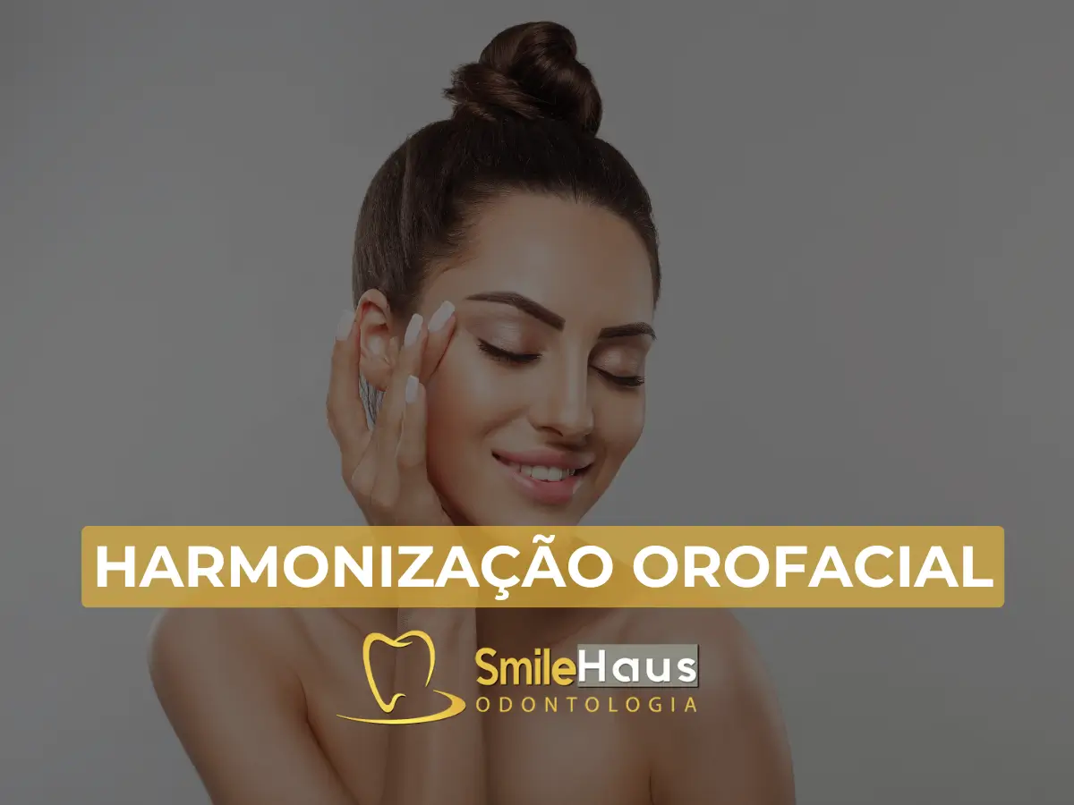 Paciente recebendo harmonização orofacial na SmileHaus em Campo Alegre